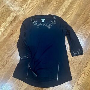 Distinct (with embellishments) small tunic